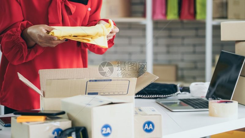 义乌跨境电商小商品货源批发